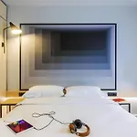 Ibis Center Hotel