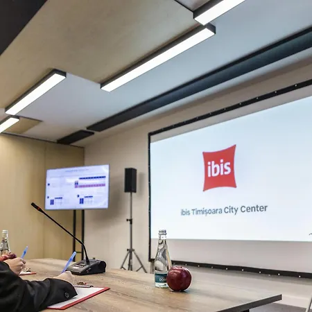 Ibis Center Hotel 3*