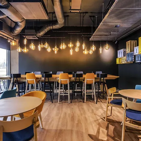 Ibis Center Hotel 3*