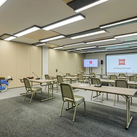 Hotel Ibis Center 3*