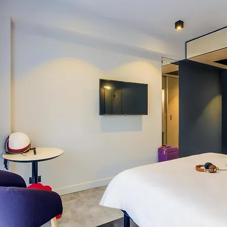 Ibis Center Hotel 3*
